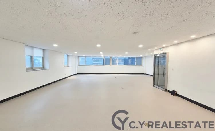 송파동 리모델링 완료한 깨끗한 사무실 추천 대표 사진